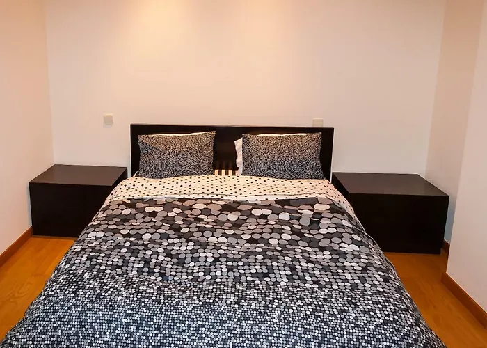 Lagoa Повуа-ди-Варзин