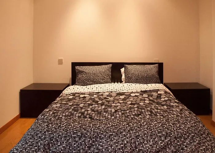 Lagoa * Повуа-ди-Варзин