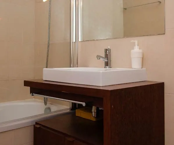 Lagoa Апартаменты *